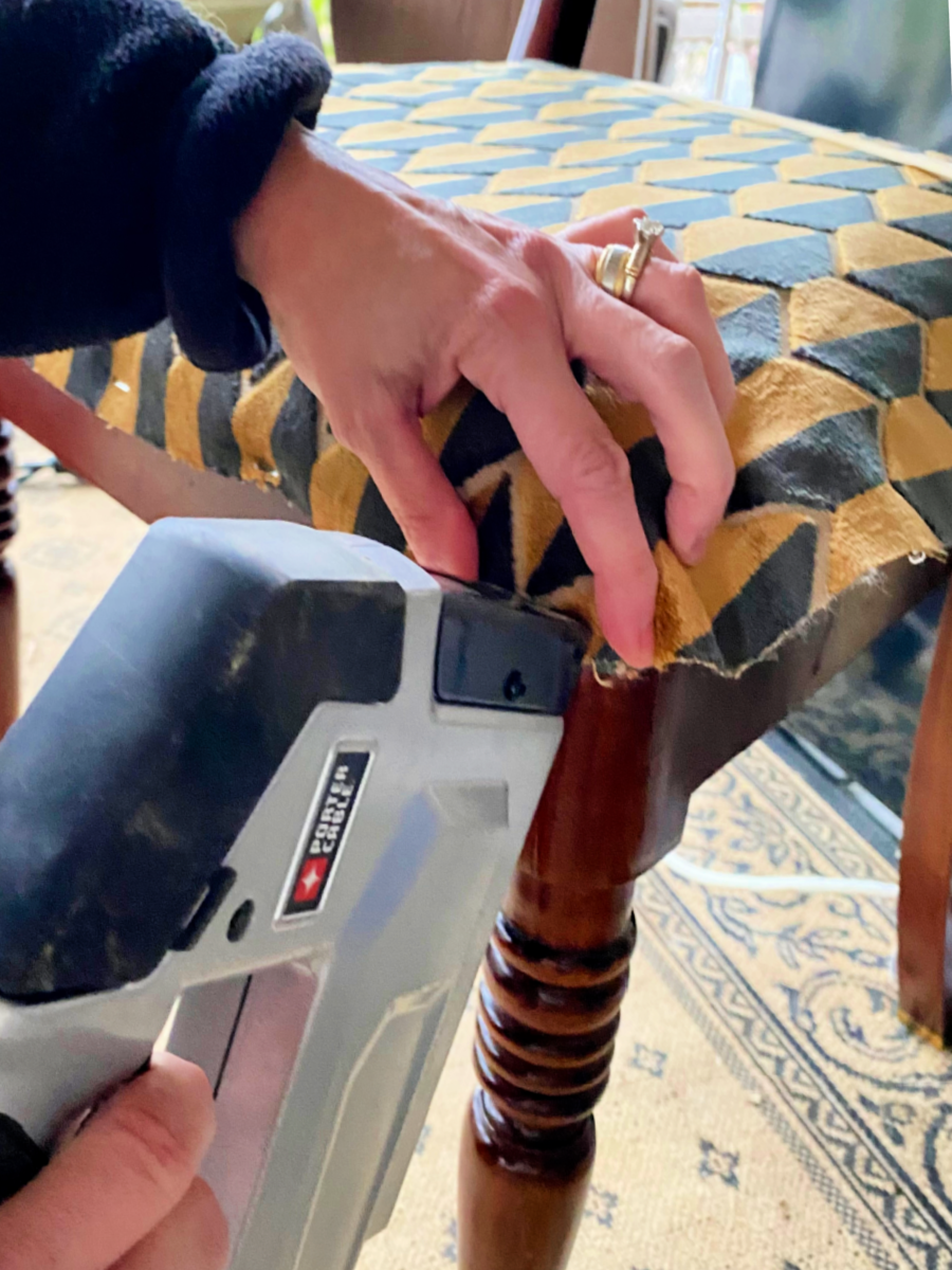 how to staple fabric on to a chair cushion